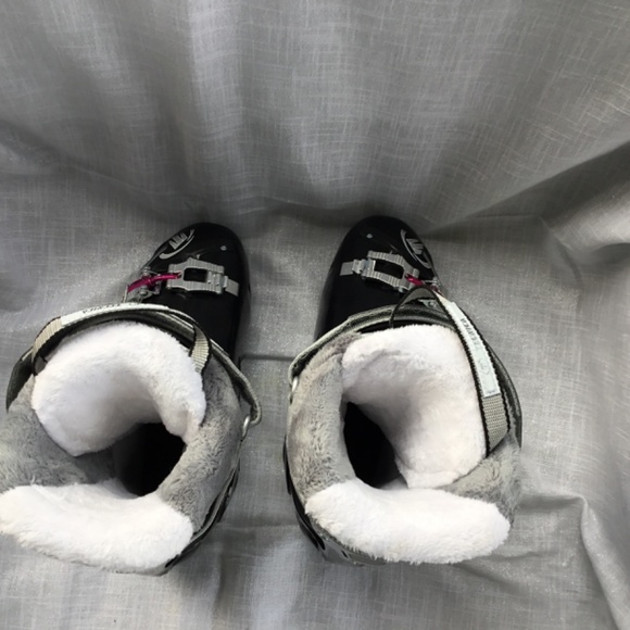 Womenâs Ski Boots Technica VIVA PHOENIX 8 MAX Alpine size 9.5 26.5cm - Picture 5 of 9